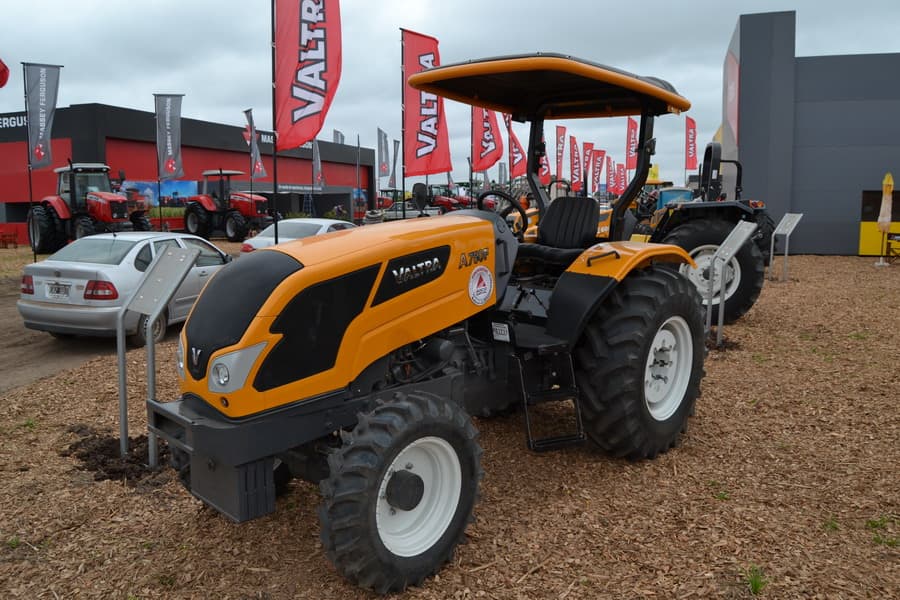 TRACTOR VALTRA A850